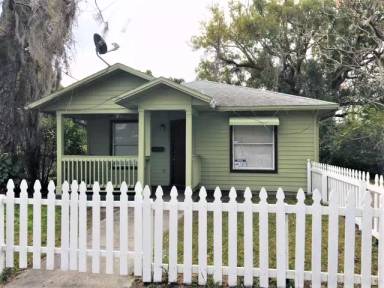 Main picture of 814 Bentley St