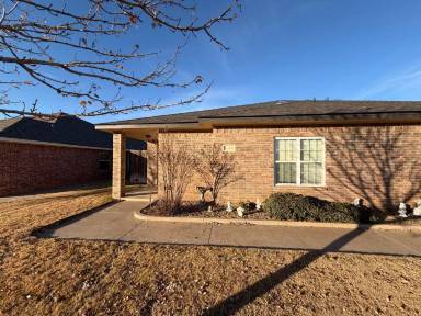 Main picture of 6128 79th St