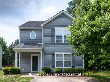 Main picture of 922 Ujamaa Dr