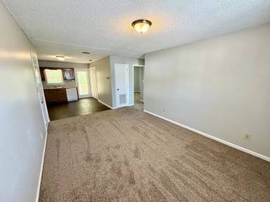 Main picture of 553 Corbin St