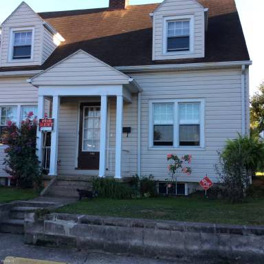Main picture of 346 Watts St