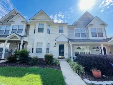 Main picture of 8045 Long House Ln