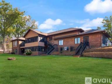 Main picture of 7 Pleasant View Ln
