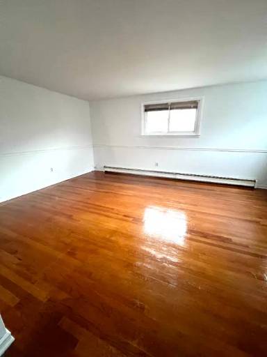 Main picture of 674 Providence St