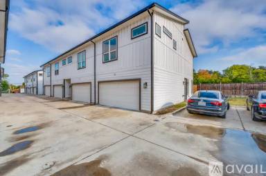 Main picture of 2116 Shea Rd