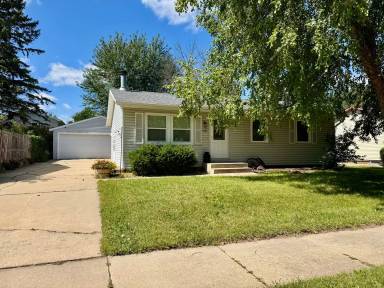 Main picture of 4127 13th Ave NW