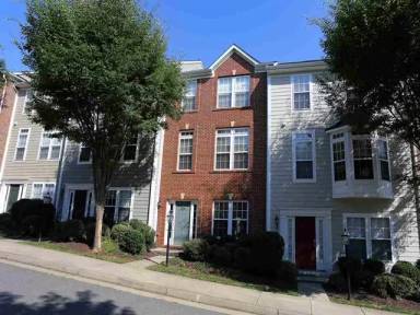 Main picture of 911 Bing Ln