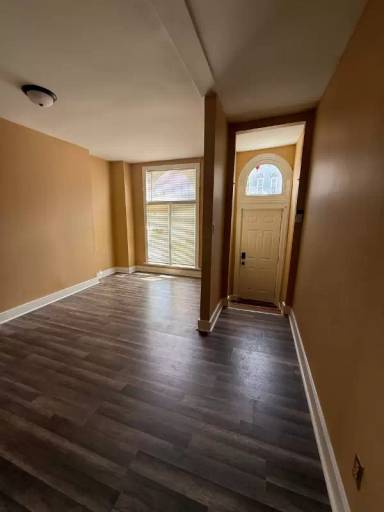 Main picture of 2026 Walbrook Ave