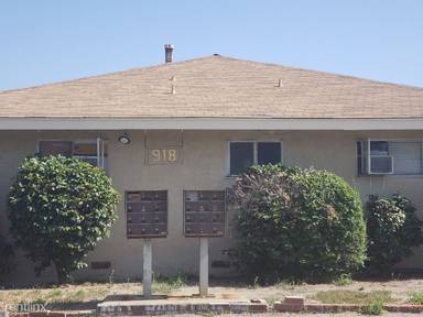 Main picture of 918 W Huntington Dr