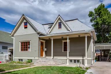 Main picture of 2021 Pine St