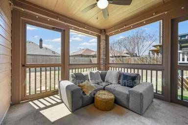 Main picture of 5321 Thornbush Dr
