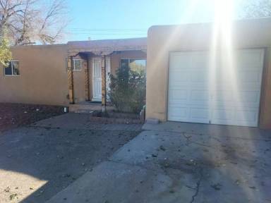 Main picture of 5701 Lane Ct NW