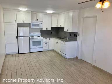 Main picture of 4960 Clairemont Mesa Blvd