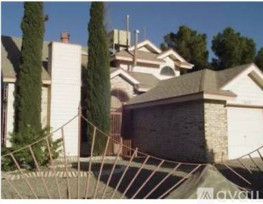 Main picture of 1672 Dennis Babjack Dr