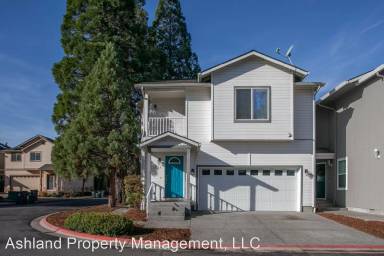 Main picture of 607 Shadow Way