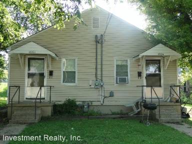 Main picture of 105 S Oak St