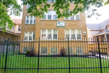 Main picture of 6731 S Perry Ave