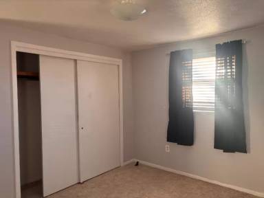 Main picture of 406 S Maxwell St