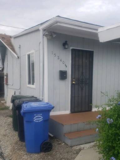Main picture of 15240 1/2 Osage Ave