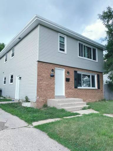 Main picture of 4702 35th Ave