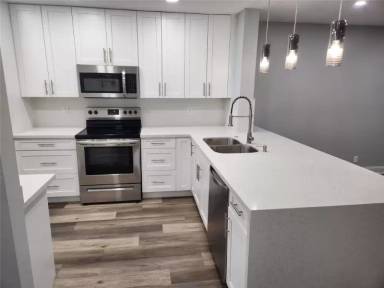 Main picture of 3667 Carambola Cir N