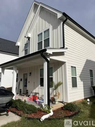 Main picture of 1637 Berry Ave