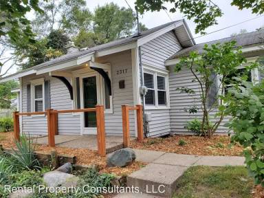 Main picture of 2317 Coit Ave NE