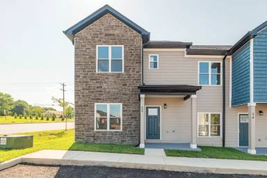 Main picture of 127 Emanuel Ct