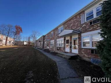 Main picture of 43 Hiltbrand Rd