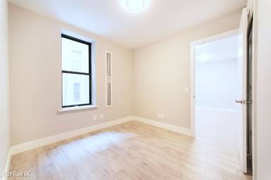 Main picture of 502 W 152nd St