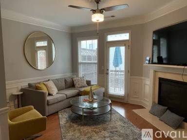 Main picture of 217 16th St NW