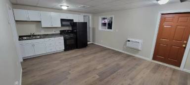 Main picture of 307 Novak St