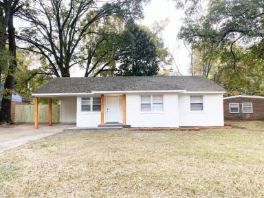 Main picture of 1558 Mary Dr