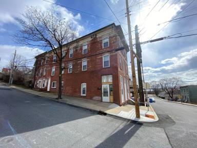 Main picture of 38-40 Gill Street