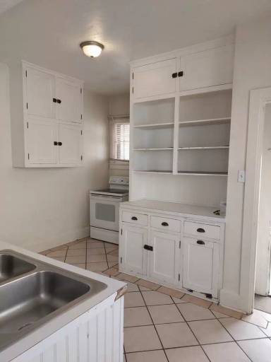 Main picture of 715 16th St