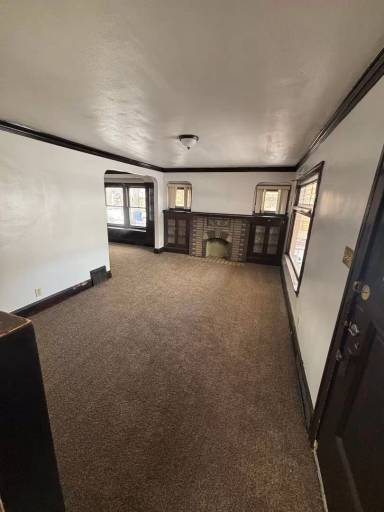 Main picture of 3626 E 65th St