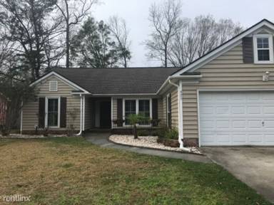 Main picture of 423 Hamlet Rd