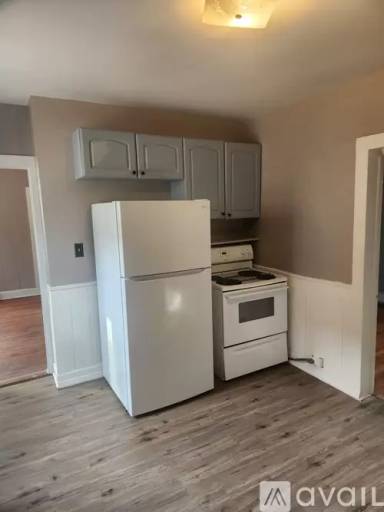 Main picture of 11 Fairview Ave
