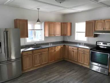 Main picture of 143 Essex Ave