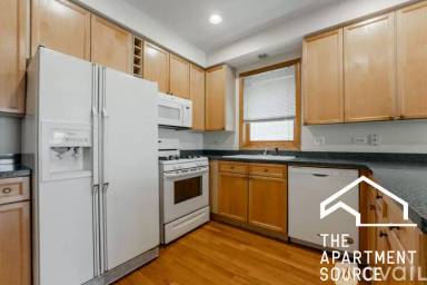 Main picture of W Diversey Ave