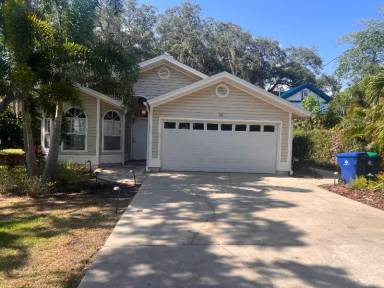 Main picture of 22 Shore Dr