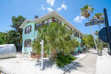 Main picture of 100 23rd Ave