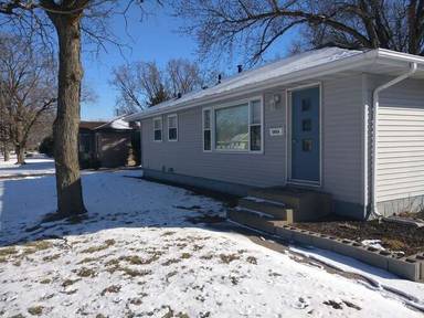 Main picture of 5924 Washburn Ave N