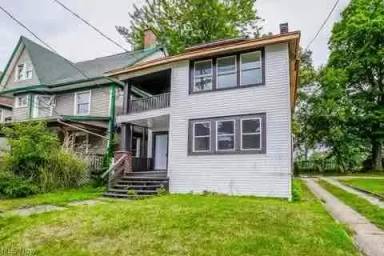 Main picture of 561 E Buchtel Ave
