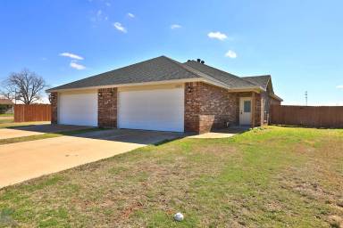 Main picture of 6047 Jennings Dr
