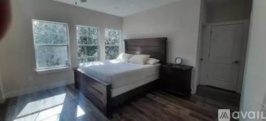 Main picture of 3120 W Azeele St