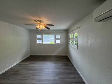 Main picture of 2809 Henry St