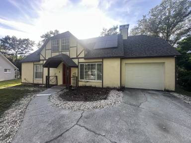 Main picture of 381 S Cobble Ct
