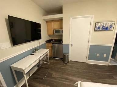 Main picture of 44 Concord Sq
