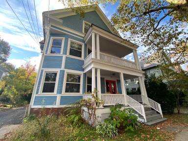 Main picture of 84-86 Mansfield St